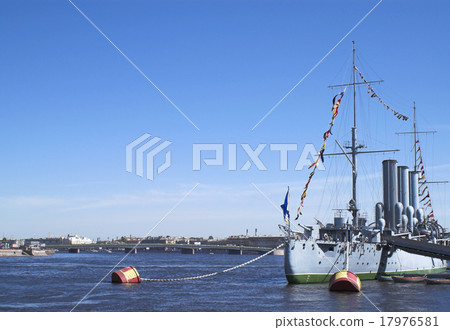 cruiser Aurora 17976581