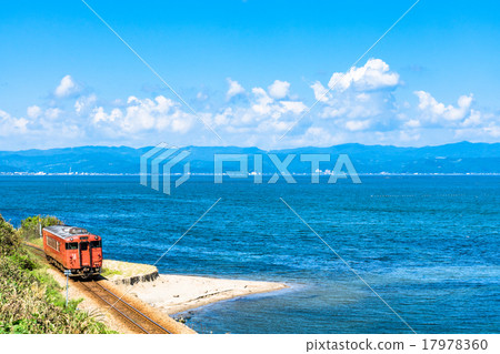 [富山縣]冰見線沿著富山灣和天原海岸 17978360