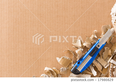 Cardboard and paper knife 17980829