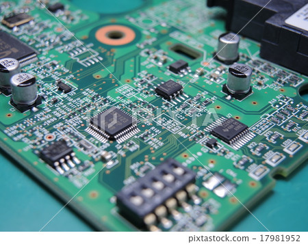 Electronic substrate 17981952