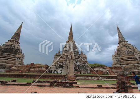 Thai Ayutthaya ruins Wat · plazasan pet Thai Ayutthaya ruins Wat · plazasan pet 17983105