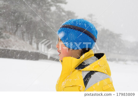 Children and snowy background Children and snowy background 17983809