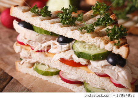Sandwich with chicken and vegetables macro 17984958