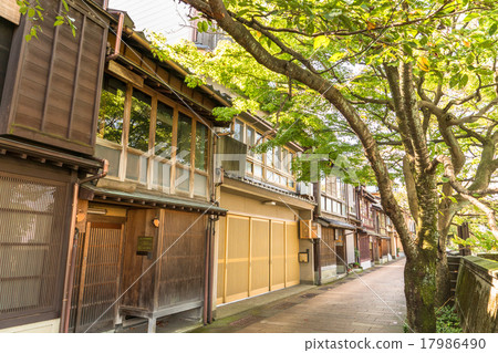 [Ishikawa Prefecture] Kanazawa City · Main town Chaya Street 17986490