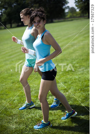 Training woman and healthy lifestyle Training woman and healthy lifestyle 17987329