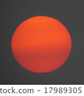 明亮的紅太陽 17989305