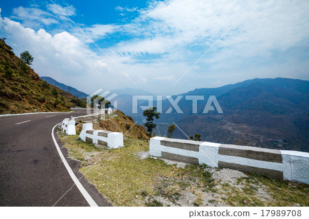 Road to Spiti Valley, Himachal Pradesh, India 17989708