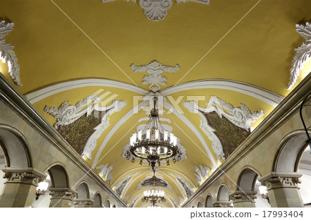 Metro station Komsomolskaya in Moscow, Russia 17993404