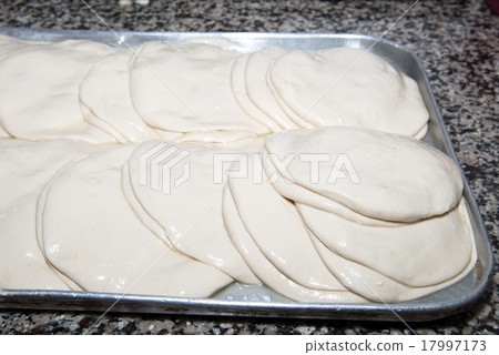 preparation of pastry preparation of pastry 17997173