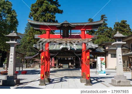 Torii Inari神社Toriie在城堡神社前面 Torii Inari神社Toriie在城堡神社前面 17997985