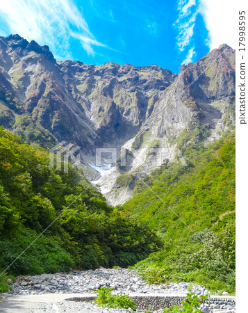 Ichinokurasawa Gorge Mt. Tanigawadake 17998595