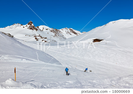 Skiers at mountains Bad Hofgastein - Austria 18000669