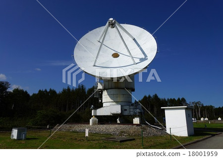 拋物線天線Nobeyama宇宙國家天文台(Shinshu Nobeyama Takahara Arki Degawa Park) 拋物線天線Nobeyama宇宙國家天文台(Shinshu Nobeyama Takahara Arki Degawa Park) 18001959