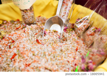 Pink Sea Salt - Fleur De Sel for selling. Provence, France 18005941