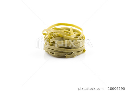 dry green nest pasta 18006290