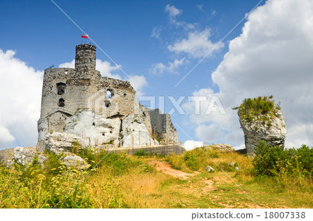 Ruins of medieval castle Mirow in Poland 18007338