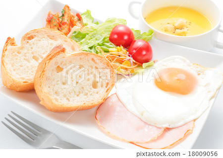 Breakfast plate Breakfast plate 18009056