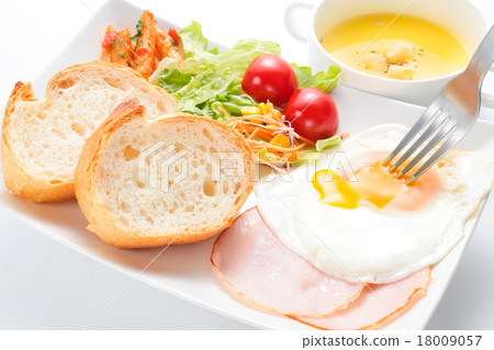 Breakfast plate 18009057
