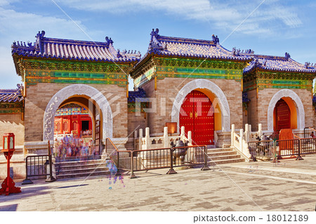 Pagodas,    complex of the Temple of Heaven 18012189