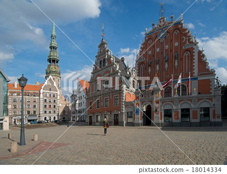 old beautiful architecture of Riga 18014334