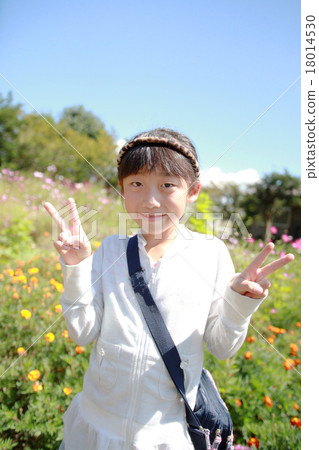 Girls going out Girls going out 18014530