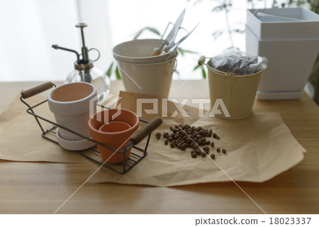 Gardening supplies / accessories Gardening supplies / accessories 18023337