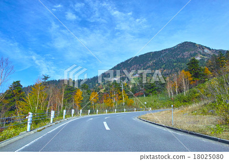 Yokoteyama Azuma Pass道路的風景從車載照相機 18025080
