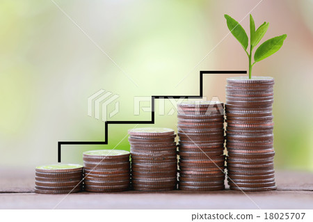 silver coin stack and arrow line. 18025707