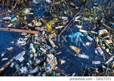 Garbage in the water Garbage in the water 18027331
