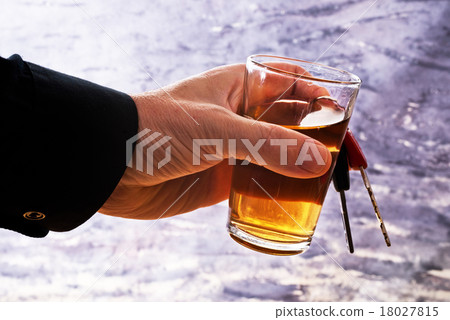man holding car key and glass man holding car key and glass 18027815
