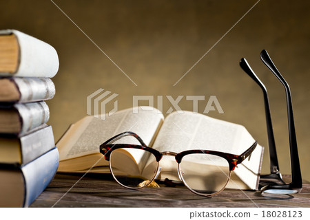 eyeglasses with books 18028123