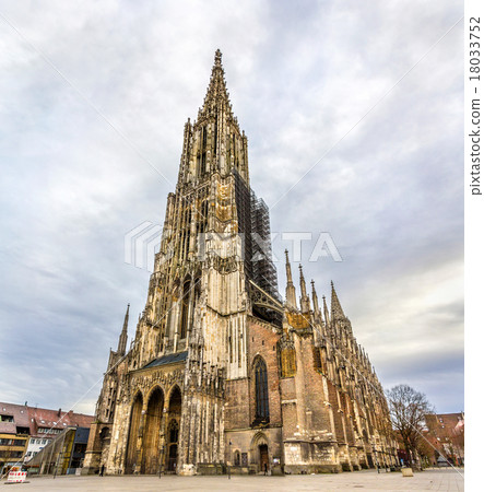 View of Ulm Minster - Germany, Baden-Wurttemberg View of Ulm Minster - Germany, Baden-Wurttemberg 18033752