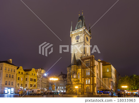 Prague town hall on spring night - Cheque Prague town hall on spring night - Cheque 18033963