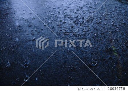 游擊隊大雨 18036756
