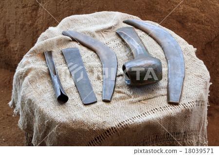 Household tools, bronze age Household tools, bronze age 18039571