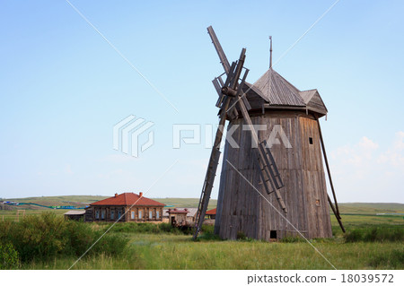 The windmill with broken blades The windmill with broken blades 18039572