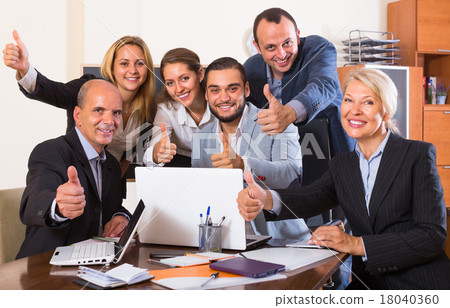Portrait of office team. 18040360