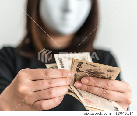 A woman with mask 18046114