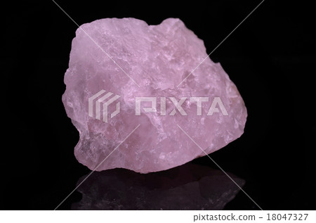Rose Quartz 18047327