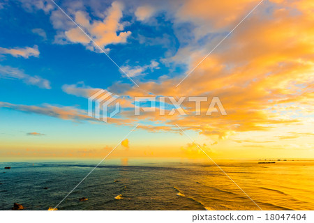 沖繩,日出,朝霞,海,景觀 沖繩,日出,朝霞,海,景觀 18047404