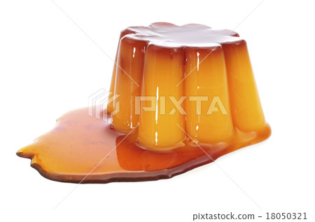 creme caramel with caramel sauce creme caramel with caramel sauce 18050321
