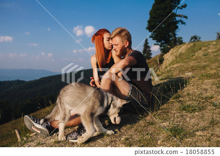 Photo of a couple in the mountains Photo of a couple in the mountains 18058855