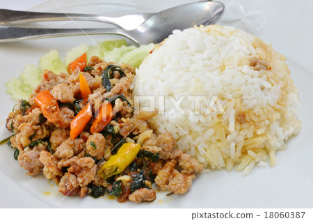 Thai food 18060387