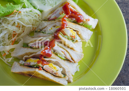 club sandwiches 18060501