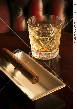 whisky whisky 18061731