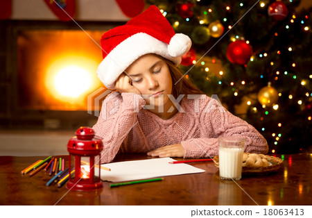 girl fell asleep while writing letter to Santa girl fell asleep while writing letter to Santa 18063413