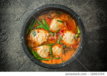 Sundub Tofu Tige Korean gourmet kimchi sundubu-jjigae Korean food 18063504