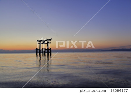 Scenery before dawn 18064177