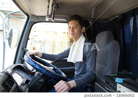 male, man, transportation industry 18066002