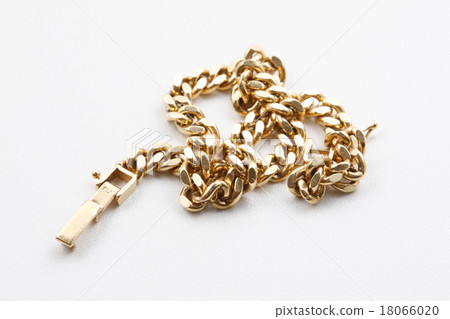 Kihei Necklace 18066020